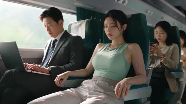 高速列車中蒼白發熱女子突發痙攣